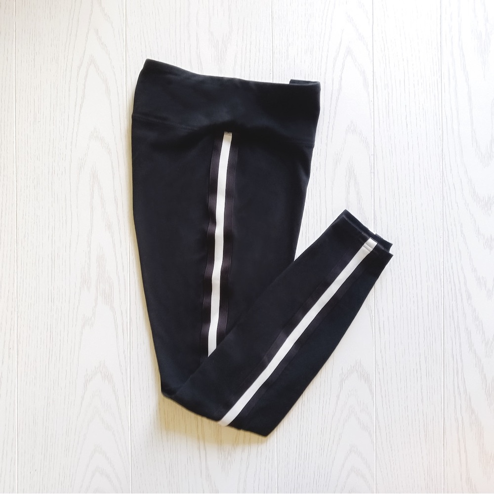 Wild Fable Black and White Leggings